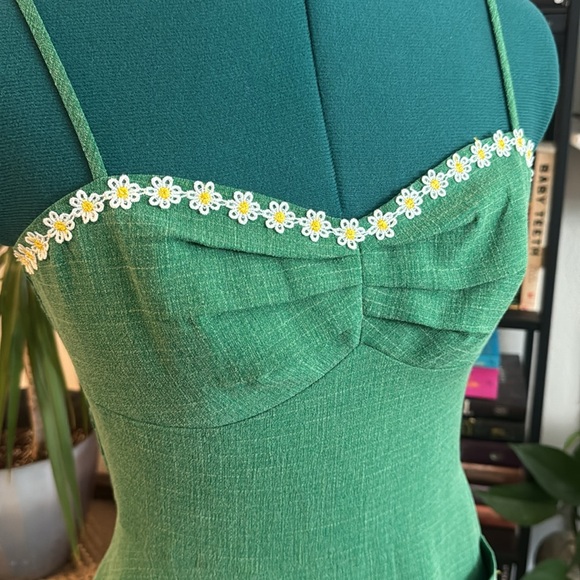 Daisy Dress - Picture 3 of 8